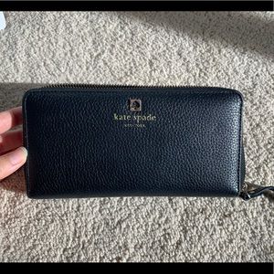 Kate Spade wallet ♠️